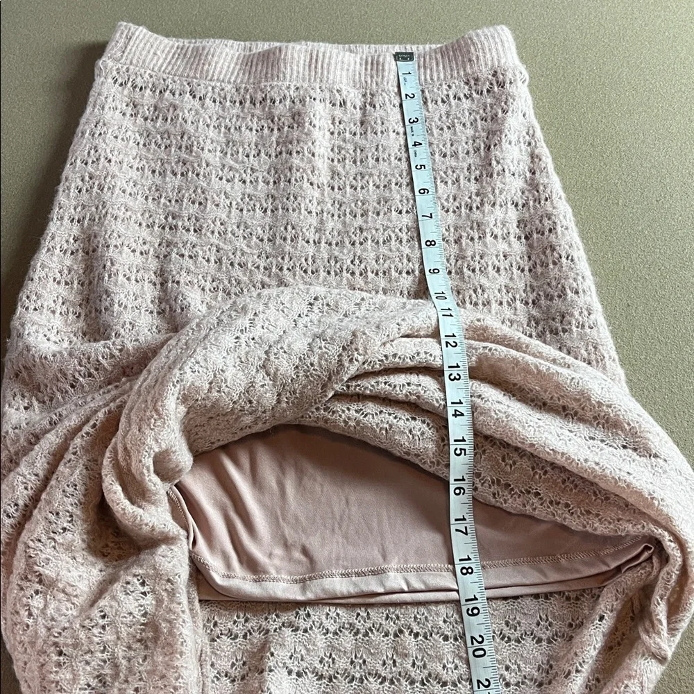 House of Harlow 1960 Crochet Knit Maxi Skirt Set - 2 Pieces Soft Pink Size S - Picture 11 of 15